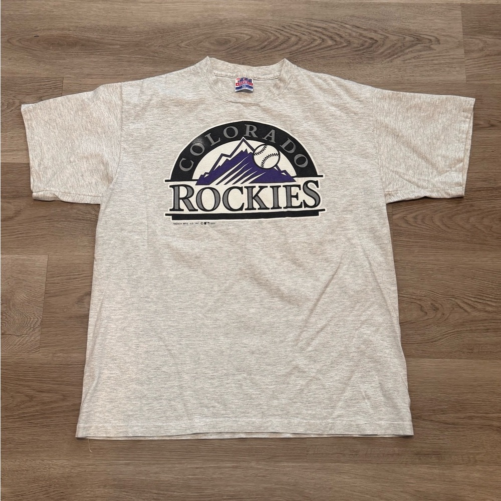 SOLD Vintage 1992 Trench Ultra 100% Cotton Colorado Rockies MLB Gray Graphic Tee